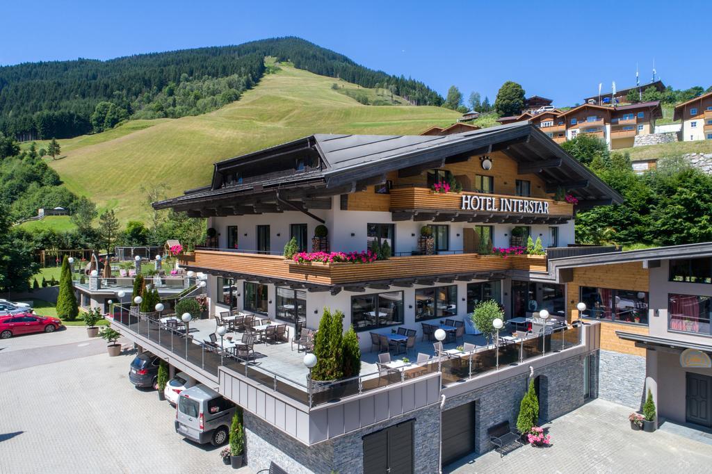 Hotel Interstar Saalbach-Hinterglemm Exterior foto
